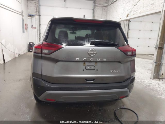 5N1BT3BB0NC671170 Nissan Rogue Sv Intelligent Awd