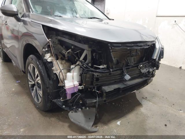 5N1BT3BB0NC671170 Nissan Rogue Sv Intelligent Awd