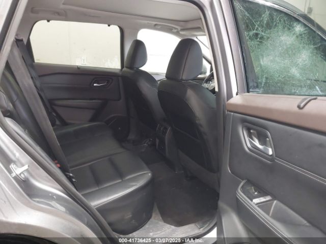 5N1BT3BB0NC671170 Nissan Rogue Sv Intelligent Awd