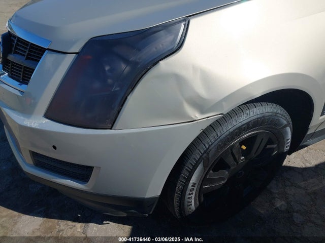 2010 CADILLAC SRX 3GYFNAEY0AS539075 Photo 5