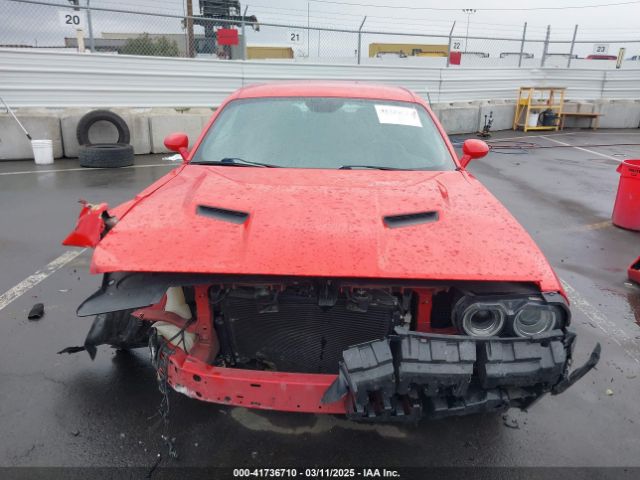 2C3CDZAG8GH158162 Dodge Challenger Sxt