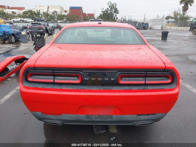 2C3CDZAG8GH158162 Dodge Challenger Sxt