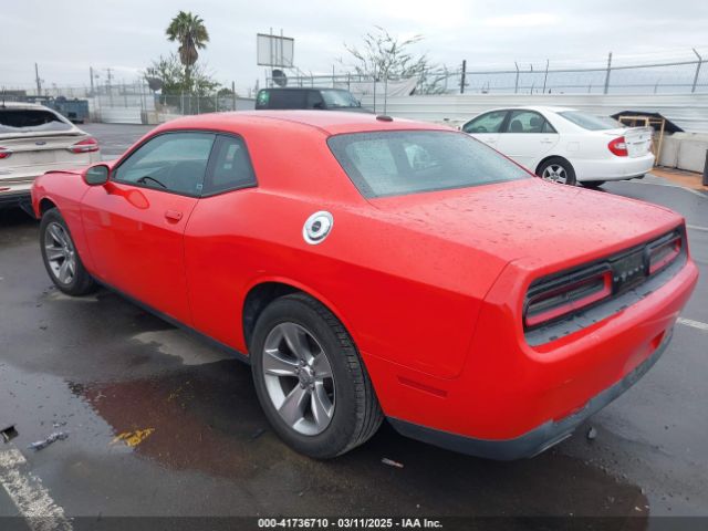 2C3CDZAG8GH158162 Dodge Challenger Sxt