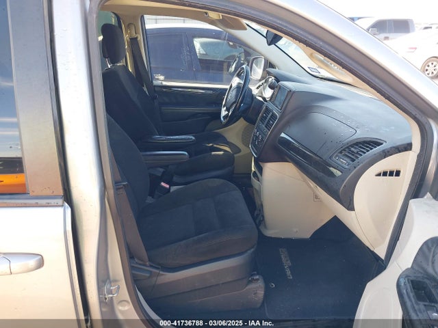 2C4RDGBG4FR613767 Dodge Grand Caravan Se