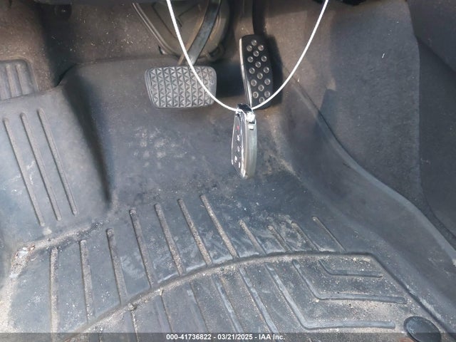 1G1ZD5STXJF153315 Chevrolet MALIBU LT