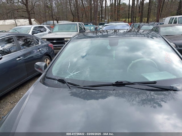 1G1ZD5STXJF153315 Chevrolet MALIBU LT