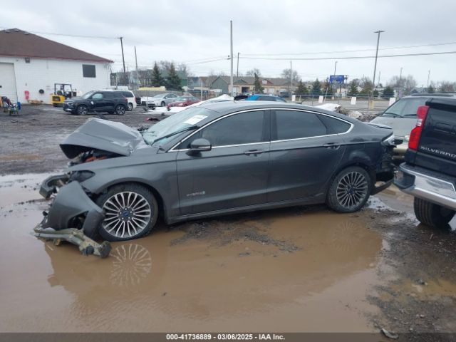 3FA6P0RU6HR279726 Ford Fusion Hybrid Titanium