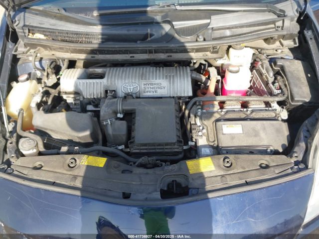 JTDKN3DU7E0385069 Toyota Prius Two