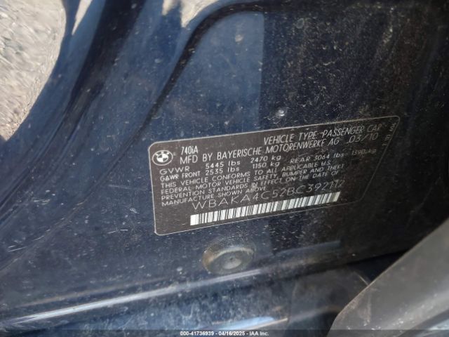 2011 BMW 740I WBAKA4C52BC392112 Photo 8
