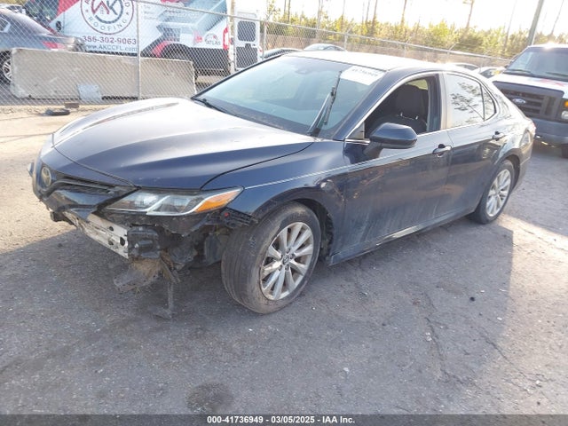 4T1B11HK0JU509187 Toyota CAMRY LE
