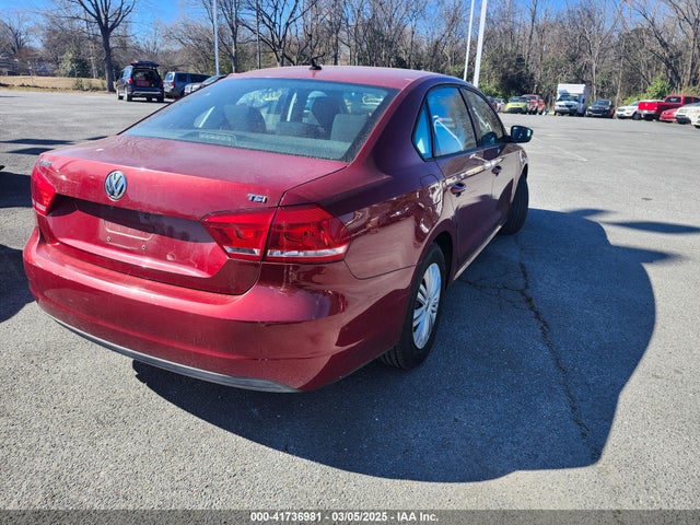 Volkswagen Passat 2015 1VWAT7A38FC052929 Image 4