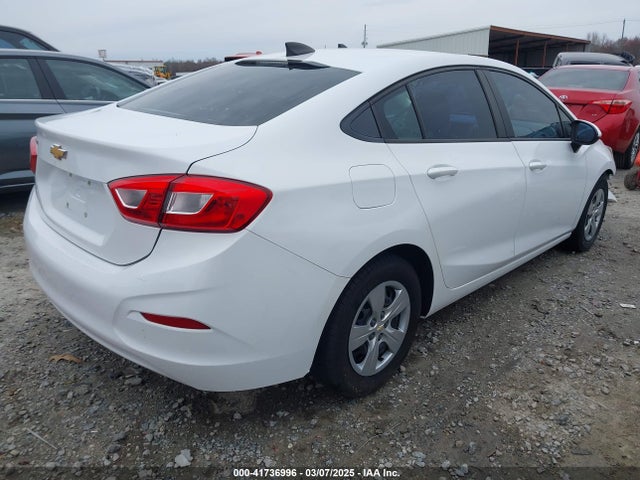 1G1BC5SM7H7281559 Chevrolet Cruze Ls Auto