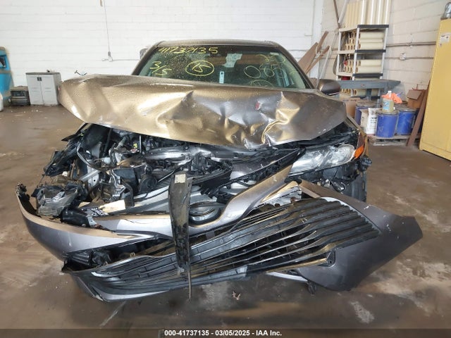 4T1B11HK3JU664980 Toyota CAMRY LE