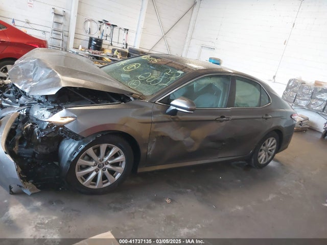 4T1B11HK3JU664980 Toyota CAMRY LE