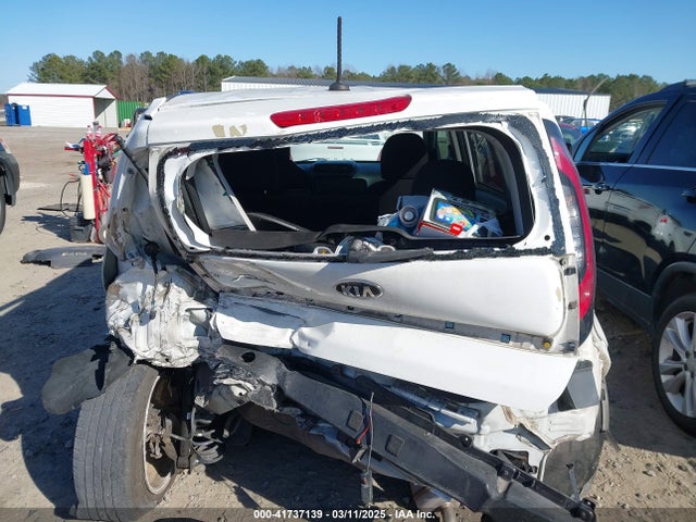KNDJN2A28G7301652 KIA Soul