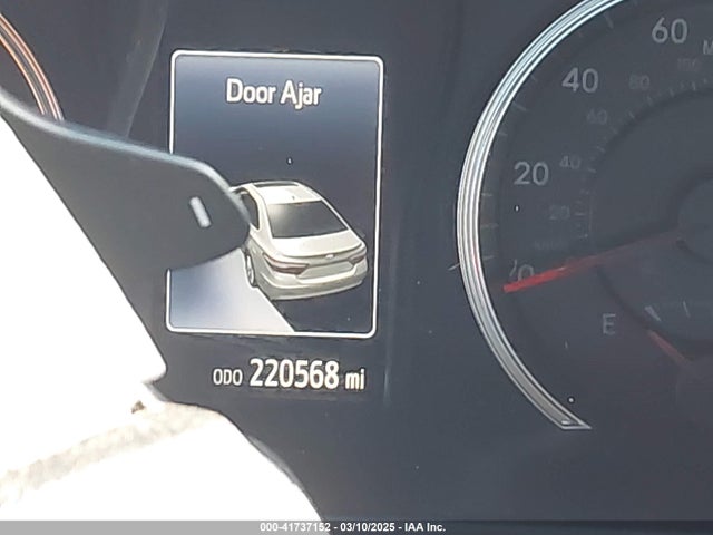4T1BF1FK7HU748394 Toyota CAMRY SE