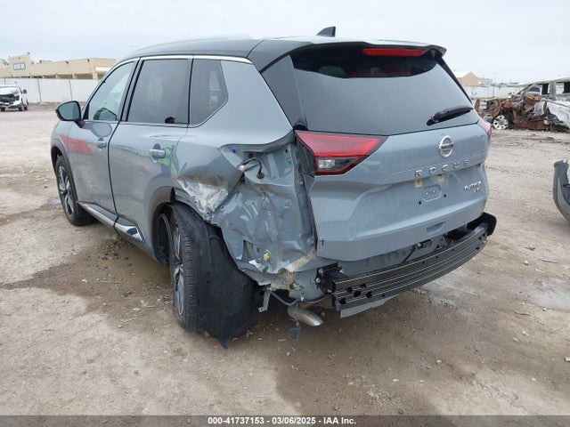 JN8AT3DD9MW314344 Nissan Rogue Platinum Intelligent Awd