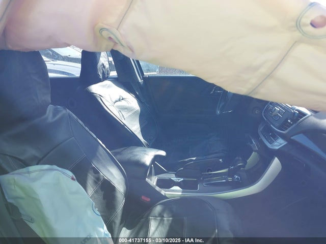 1HGCR2F56FA235685 Honda Accord Sport