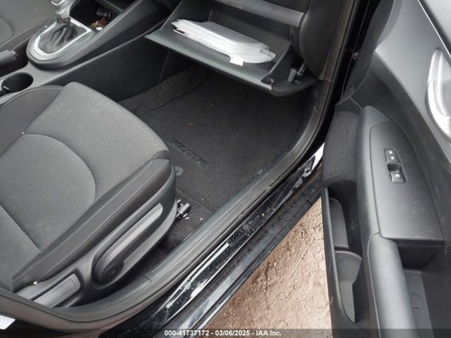 3KPF24AD1RE831847 KIA Forte Lxs