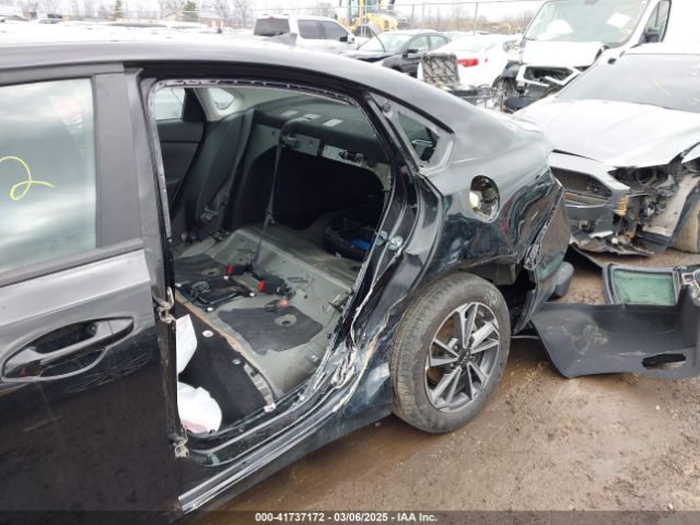 3KPF24AD1RE831847 KIA Forte Lxs