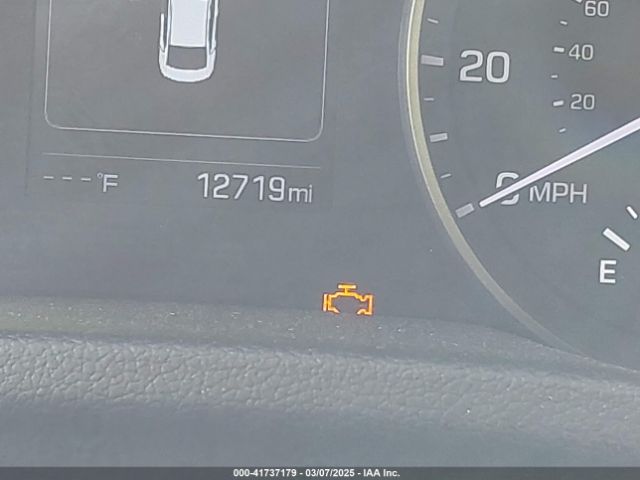 KMHD84LFXJU452027 Hyundai ELANTRA SEL