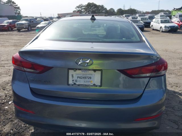 KMHD84LFXJU452027 Hyundai ELANTRA SEL