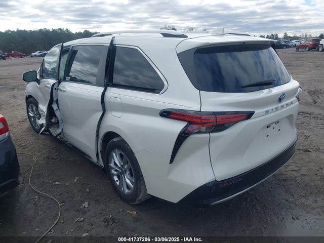 5TDZRKEC5MS017567 Toyota Sienna Limited