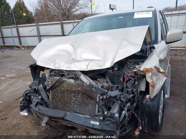2C4RC1BG8ER304253 Chrysler Town & Country Touring