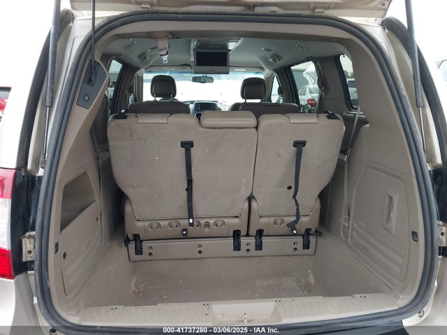 2C4RC1BG8ER304253 Chrysler Town & Country Touring