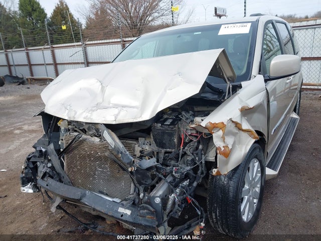 2C4RC1BG8ER304253 Chrysler Town & Country Touring