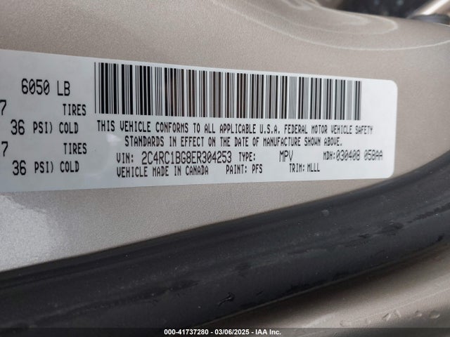 2C4RC1BG8ER304253 Chrysler Town & Country Touring