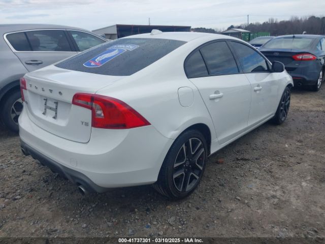 YV126MFL2H2421907 Volvo S60 T5 Dynamic