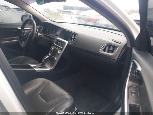 YV126MFL2H2421907 Volvo S60 T5 Dynamic