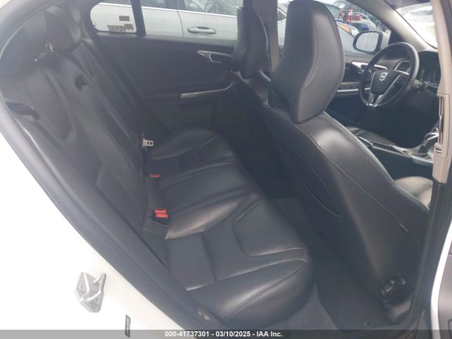 YV126MFL2H2421907 Volvo S60 T5 Dynamic