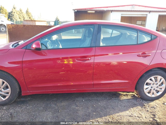 Hyundai ELANTRA SE 2018 KMHD74LF9JU452796 Image 14