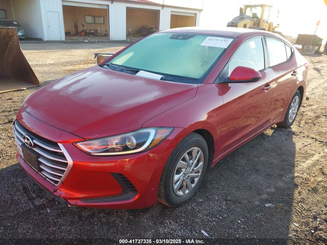 Hyundai ELANTRA SE 2018 KMHD74LF9JU452796 Image 2