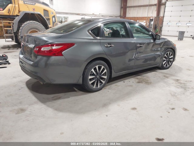 1N4AL3AP9HC268943 Nissan Altima 2.5 Sv