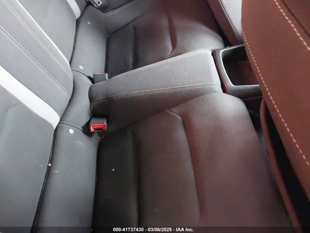 1G1FB3DX8J0124766 Chevrolet Camaro 1lt
