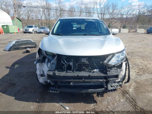 JN1BJ1CRXKW349417 Nissan Rogue Sport S