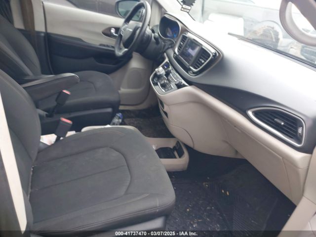 2C4RC1CG7KR698323 Chrysler Pacifica Lx