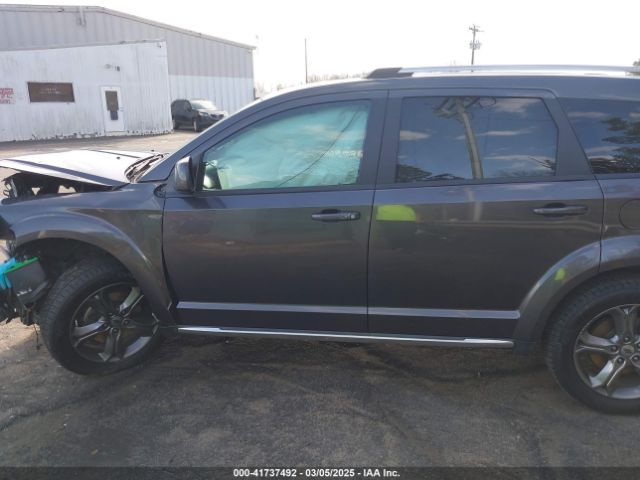 3C4PDCGGXJT171348 Dodge Journey Crossroad