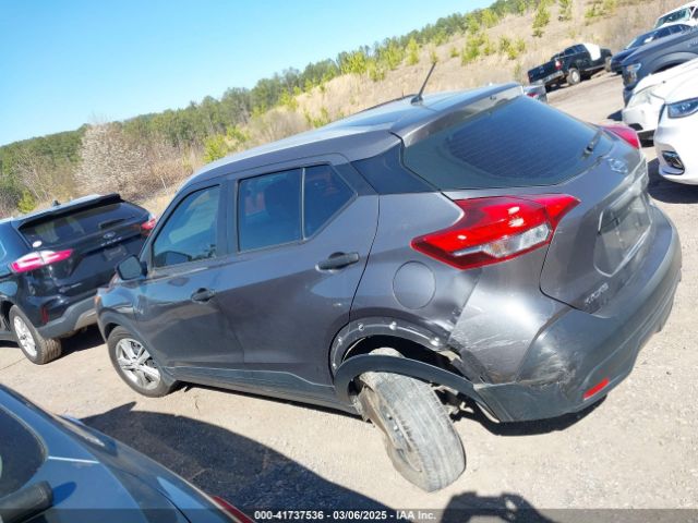 3N1CP5CU8JL530423 Nissan KICKS S