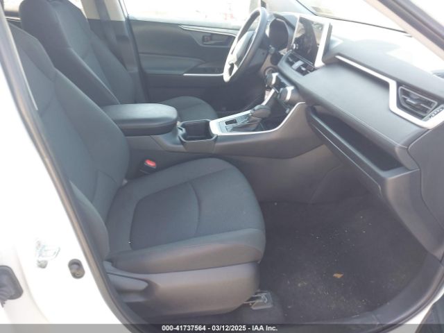 2T3F1RFV6RW445480 Toyota RAV4 LE