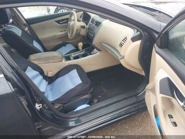 2015 Nissan Altima 2.5/2.5 S/2.5 Sl/2.5 Sv მანქანა იყიდება აუქციონზე, vin: 1N4AL3AP6FN301544, აუქციონის ნომერი: 41737567