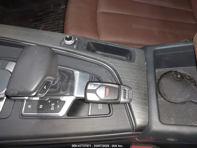 2018 AUDI A4 WAUENAF45JN016283 Photo 10