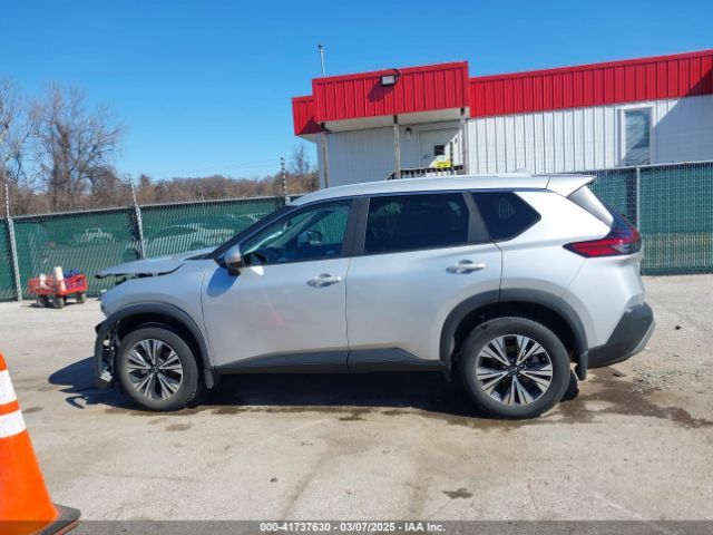 5N1BT3BA5PC813992 Nissan Rogue Sv Fwd