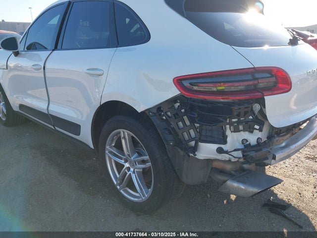 Porsche Macan 2017 WP1AA2A55HLB07044 Image 20