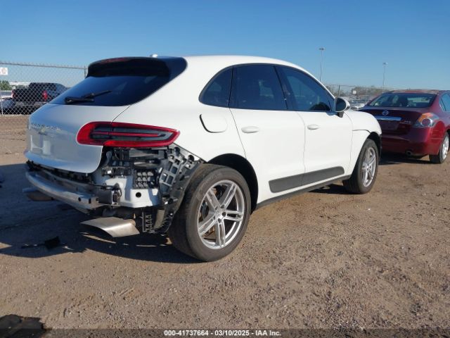 2017 PORSCHE MACAN WP1AA2A55HLB07044 Photo 3