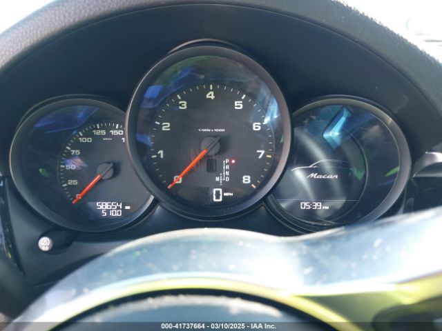 2017 PORSCHE MACAN WP1AA2A55HLB07044 Photo 6