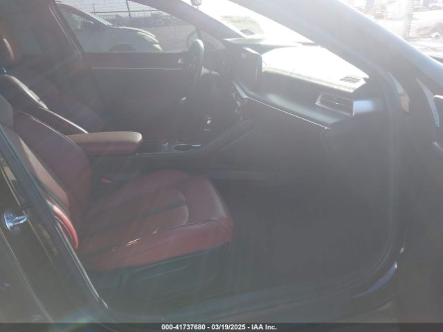 5XXG64J2XNG139790 KIA K5 Gt-line